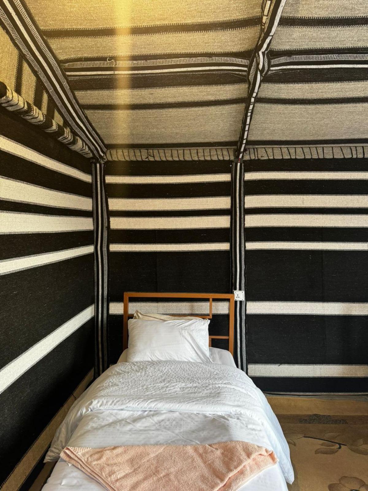 Wild Dana Eco Lodge- Hotel-Eco-Camp Bagian luar foto